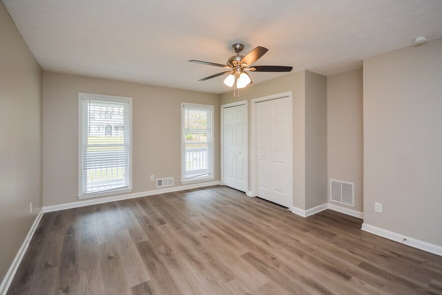 Building Photo - 9136 Tara Dr SW
