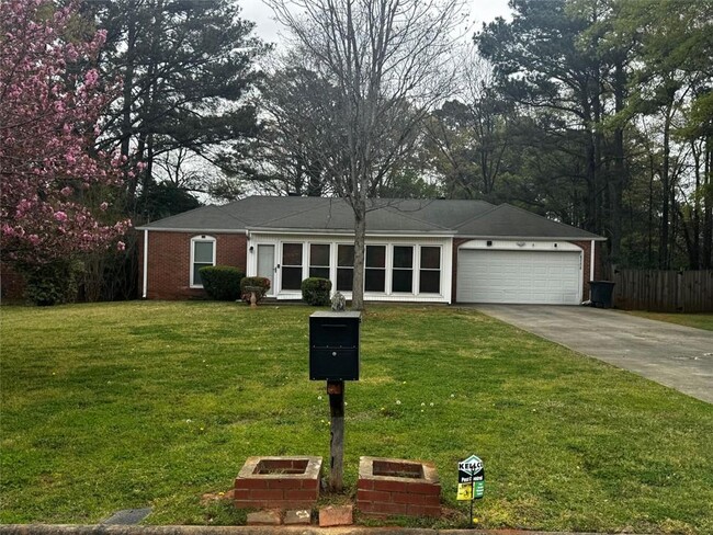 Building Photo - 4754 Winthrop Dr