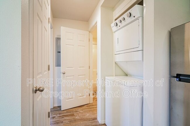 Building Photo - 5263 N Harvard St