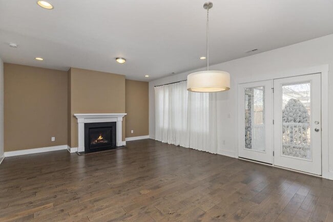 Building Photo - 1912 Split Rail Pl