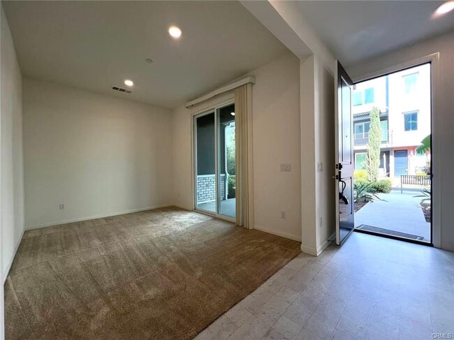 Building Photo - 231 Steely