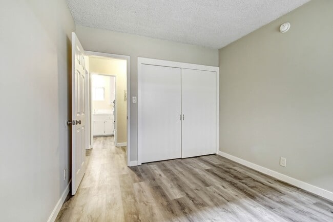 Building Photo - 4733 Orion Ave