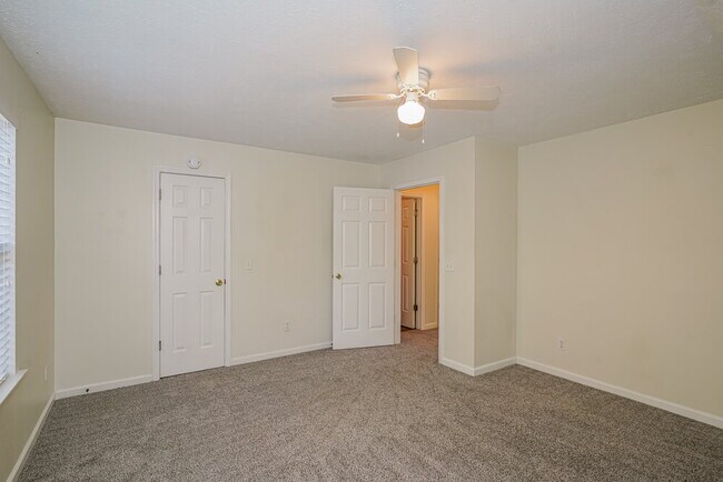 Building Photo - 517 Federal Ct