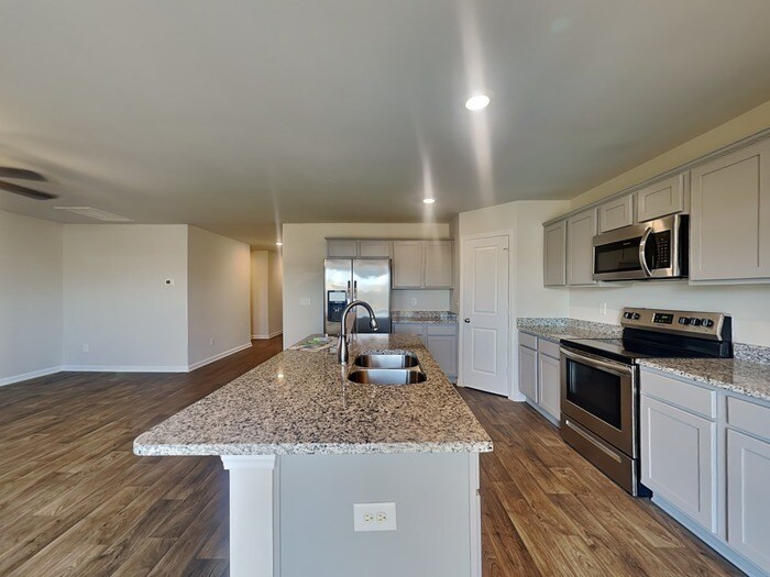 Building Photo - 64 Blue Fescue Way