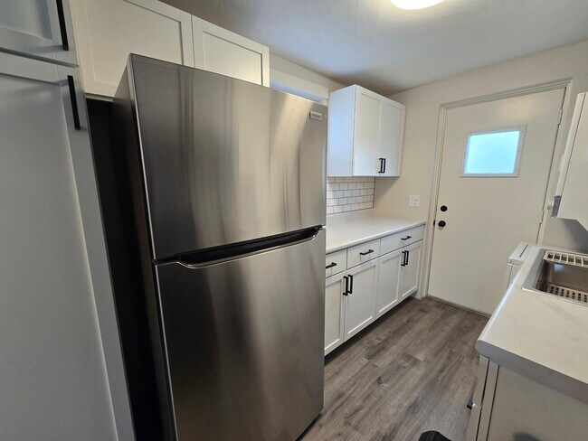 Building Photo - 508 S Main St