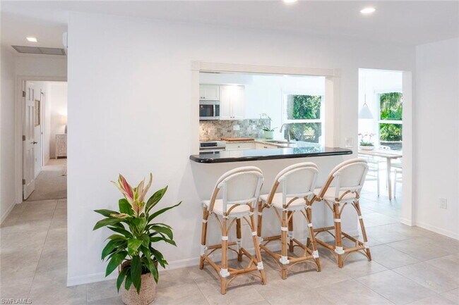 Building Photo - Golden Gate Estates Single Family home on ...