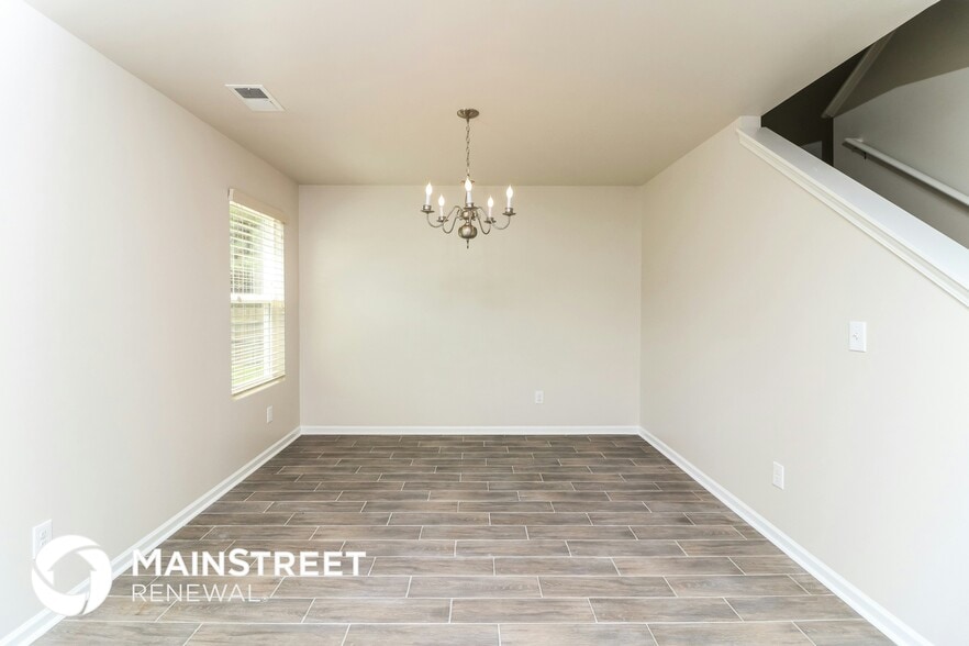 Building Photo - 404 Scenic View Ct