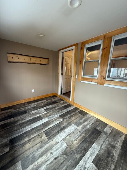 Building Photo - 58 Frost Pl