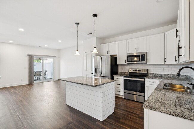 Building Photo - 2183 Nectar Ln