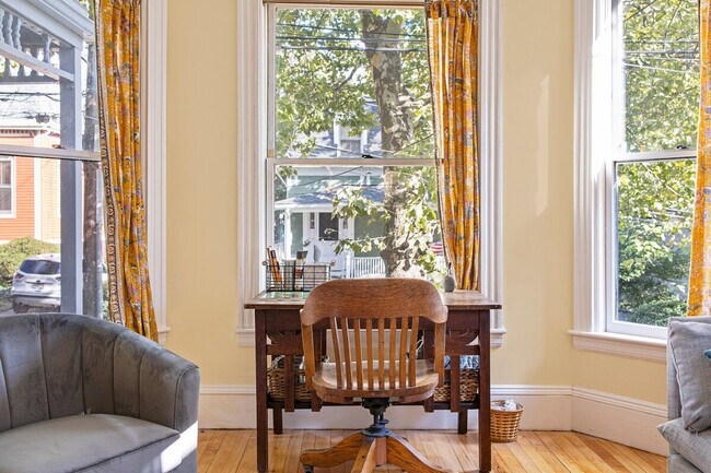 Building Photo - 53 Prescott St