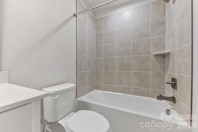 Building Photo - 440 Spearfield Ln