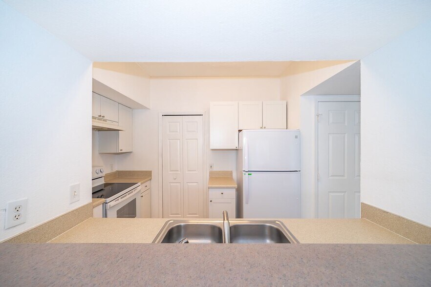 Building Photo - 5144 City St