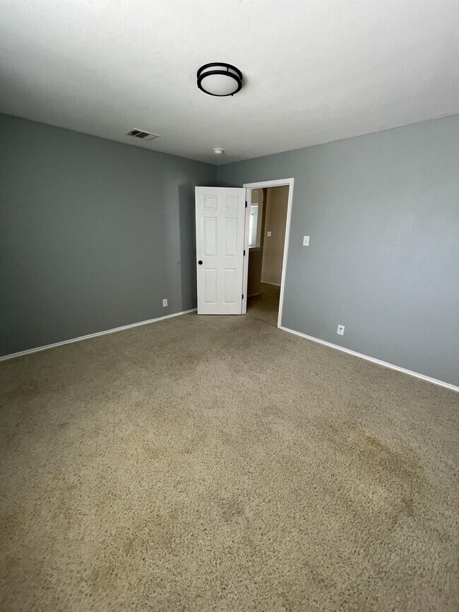 Building Photo - 4219 Whitney Green Dr