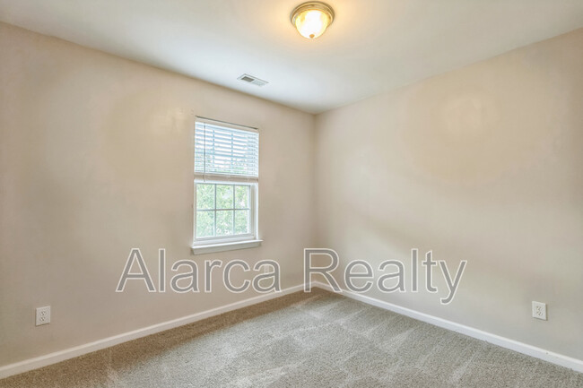 Building Photo - 15179 Eric Kyle Dr