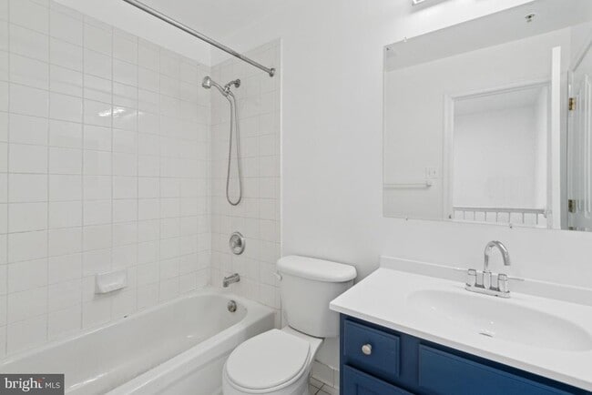 Building Photo - 1109 Pomelo Ct