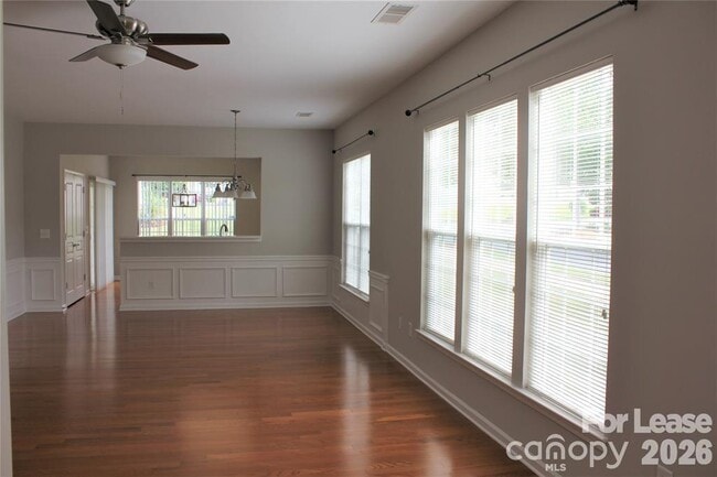 Building Photo - 17534 Hawks View Dr