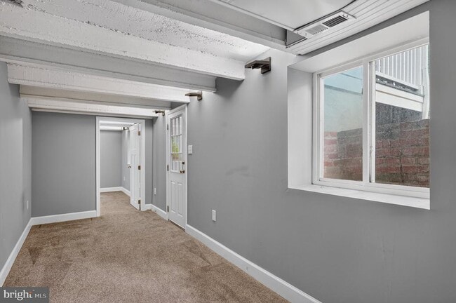 Building Photo - 2227 N Lexington St
