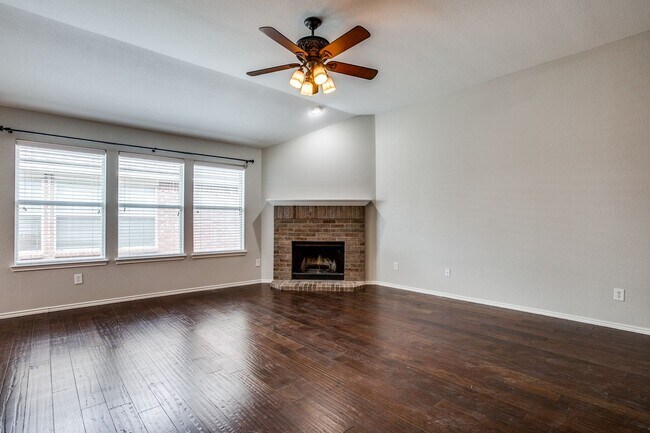 Building Photo - Upgraded 3 bedroom in Master Planned Community of Travis Ranch!!