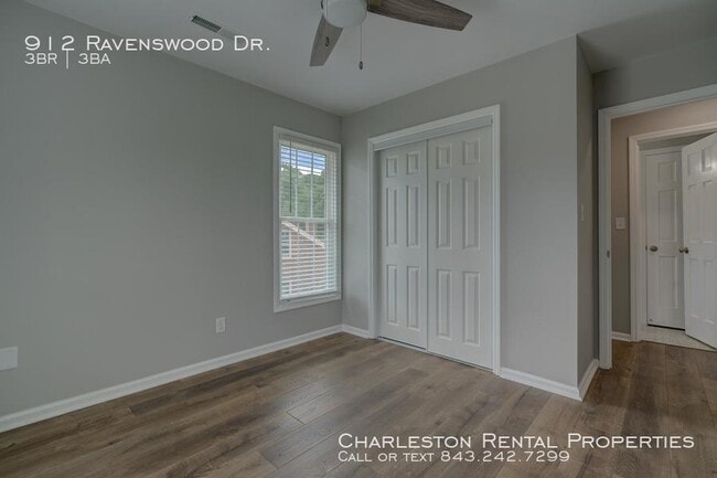 Building Photo - 912 Ravenswood Dr
