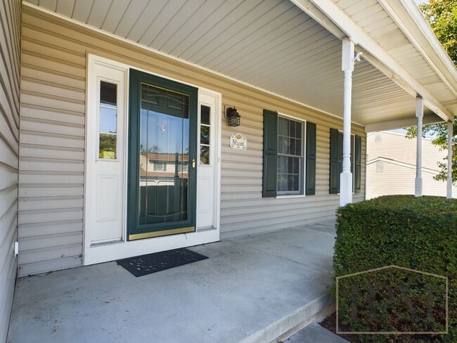 Building Photo - Coming Soon! Beautiful 4 Bedroom, 3 Bath H...