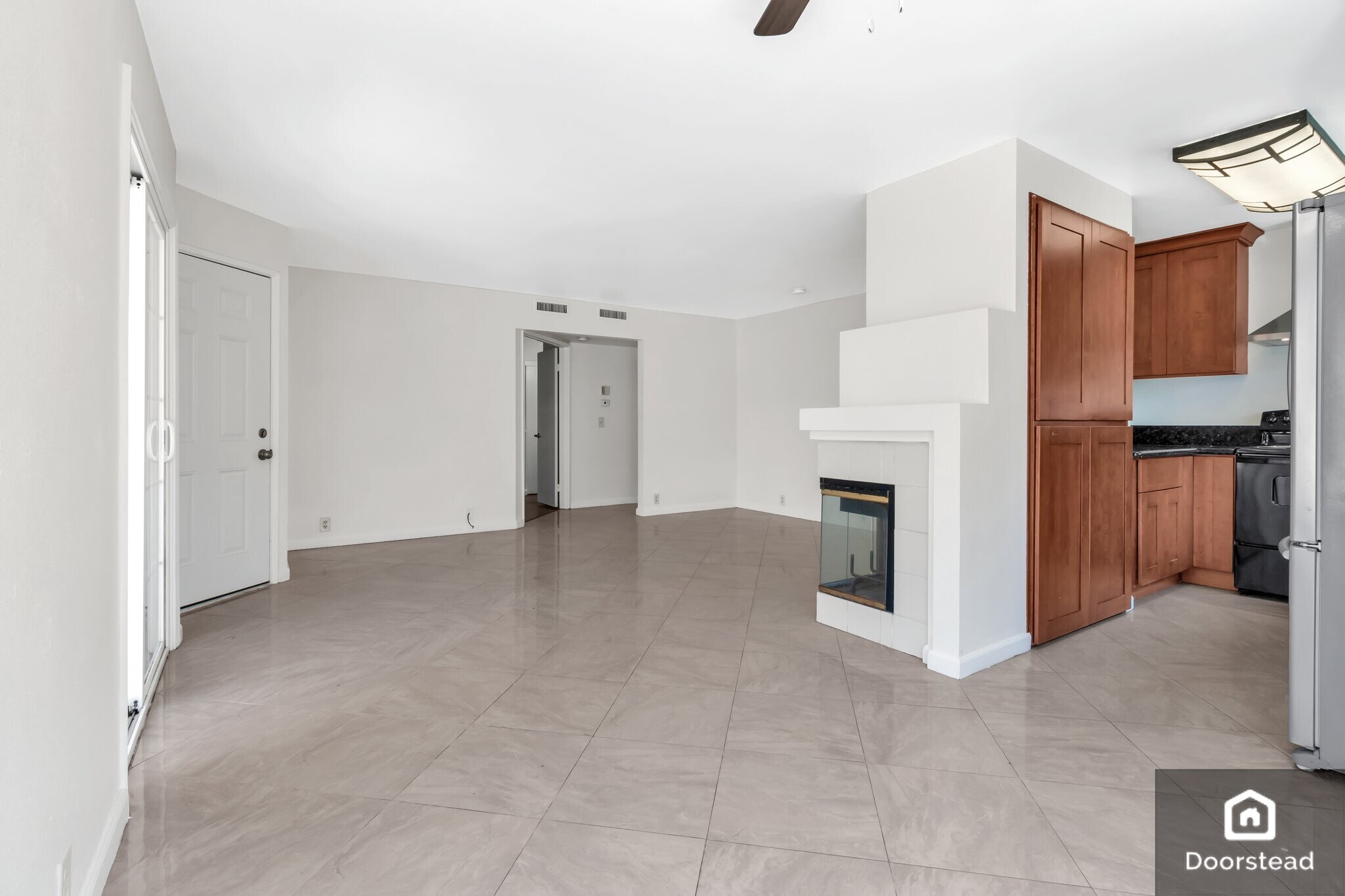 Building Photo - 7305 Calle Cristobal