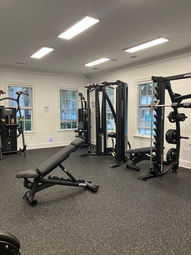 Building Photo - Fully Furnished: Stunning 3 - Bedroom 2.5 - Bath Townhome - Mt. Pleasant, SC