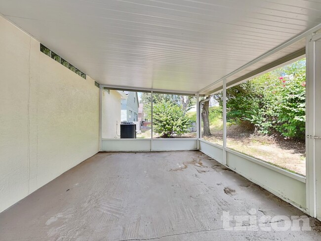 Building Photo - 828 Cape Cod Cir