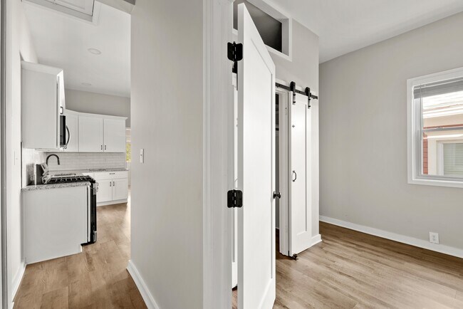 Building Photo - 361 Cameron St SE