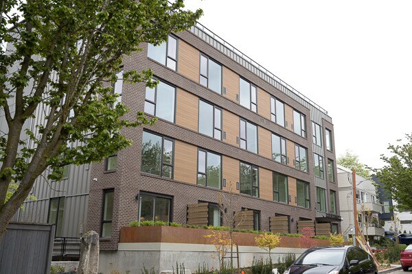 Building Photo - Maple Leaf Lofts