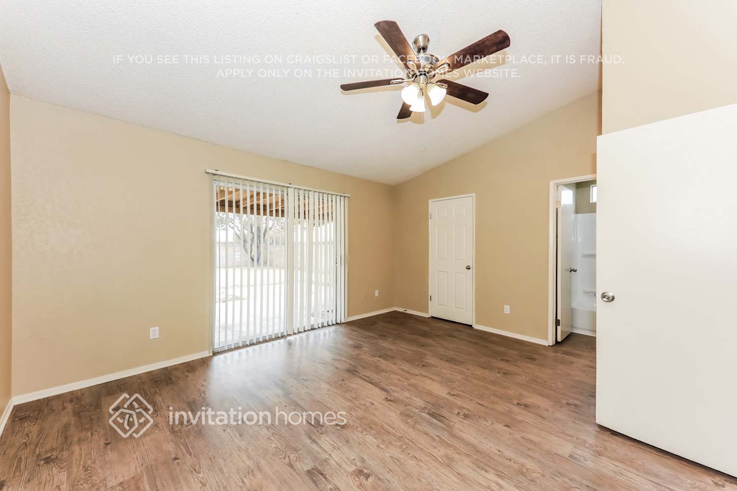 Building Photo - 5651 Louise St