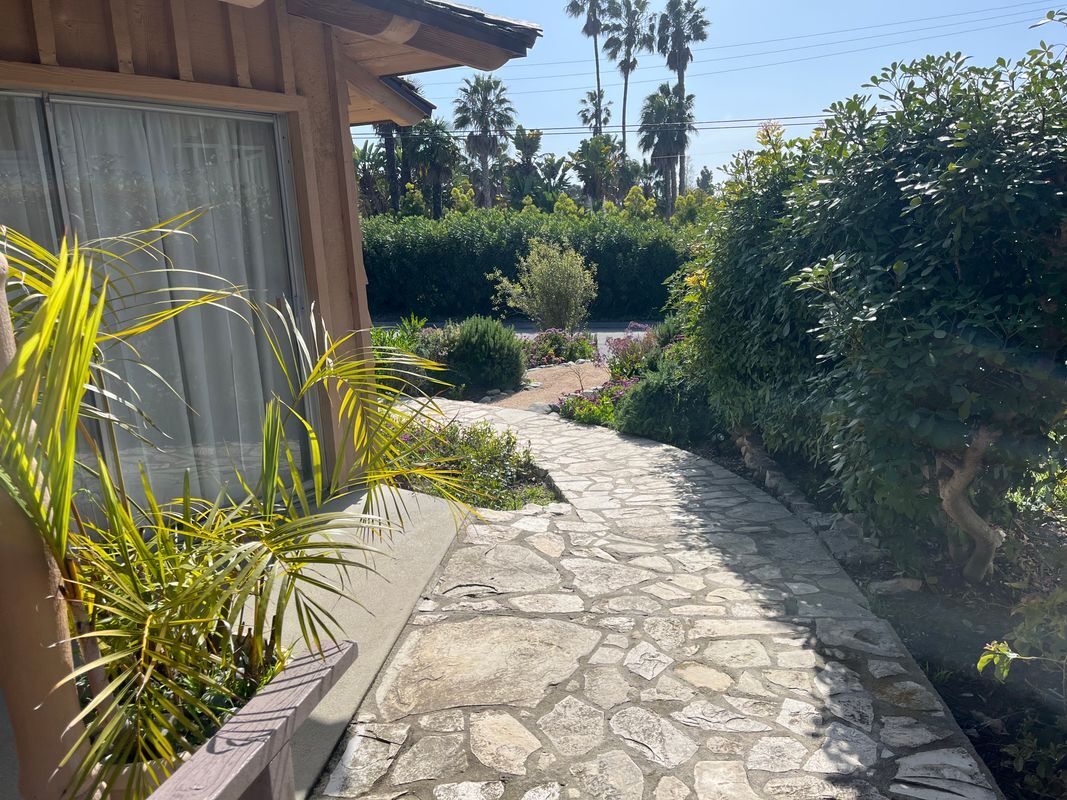 Building Photo - 2508 Vía Amador