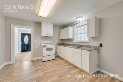 Building Photo - 310 W Texas St
