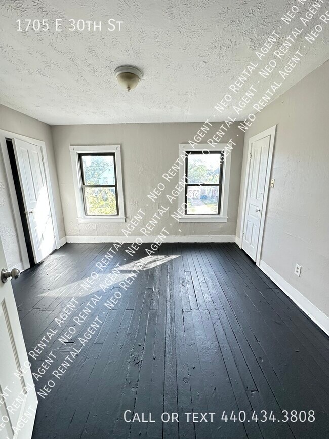 Building Photo - 1705 E 30th St