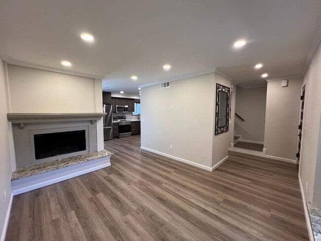 Building Photo - For Rent – Remodeled 2-Bedroom Condo in Citrus Heights