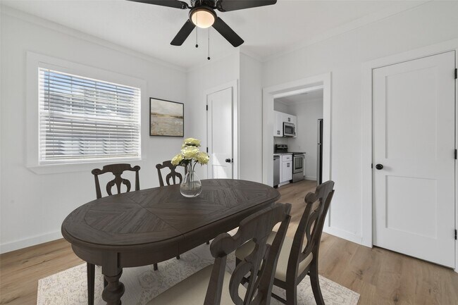 Building Photo - 2202 Hutchins St