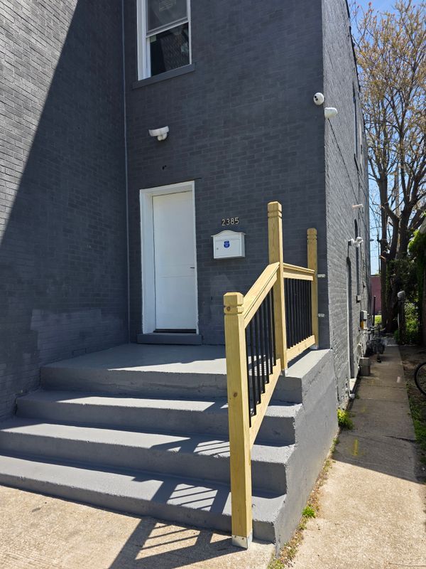 Building Photo - 2385 Washington St