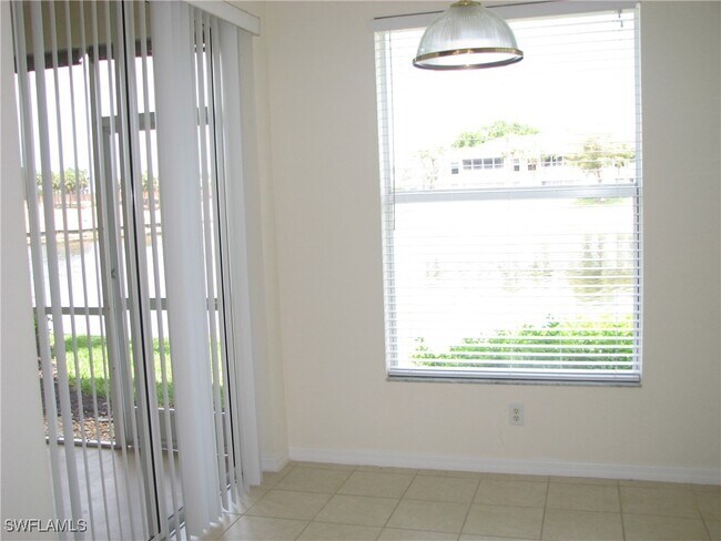 Building Photo - 9648 Hemingway Ln