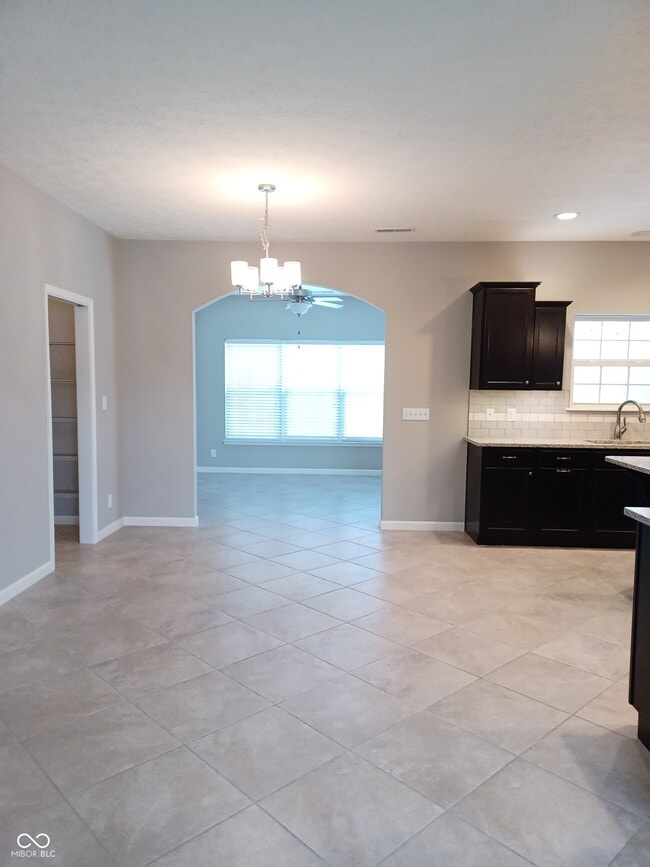 Building Photo - 818 Bluegrass Trail