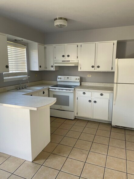 Kitchen - 3024 Richton Pl