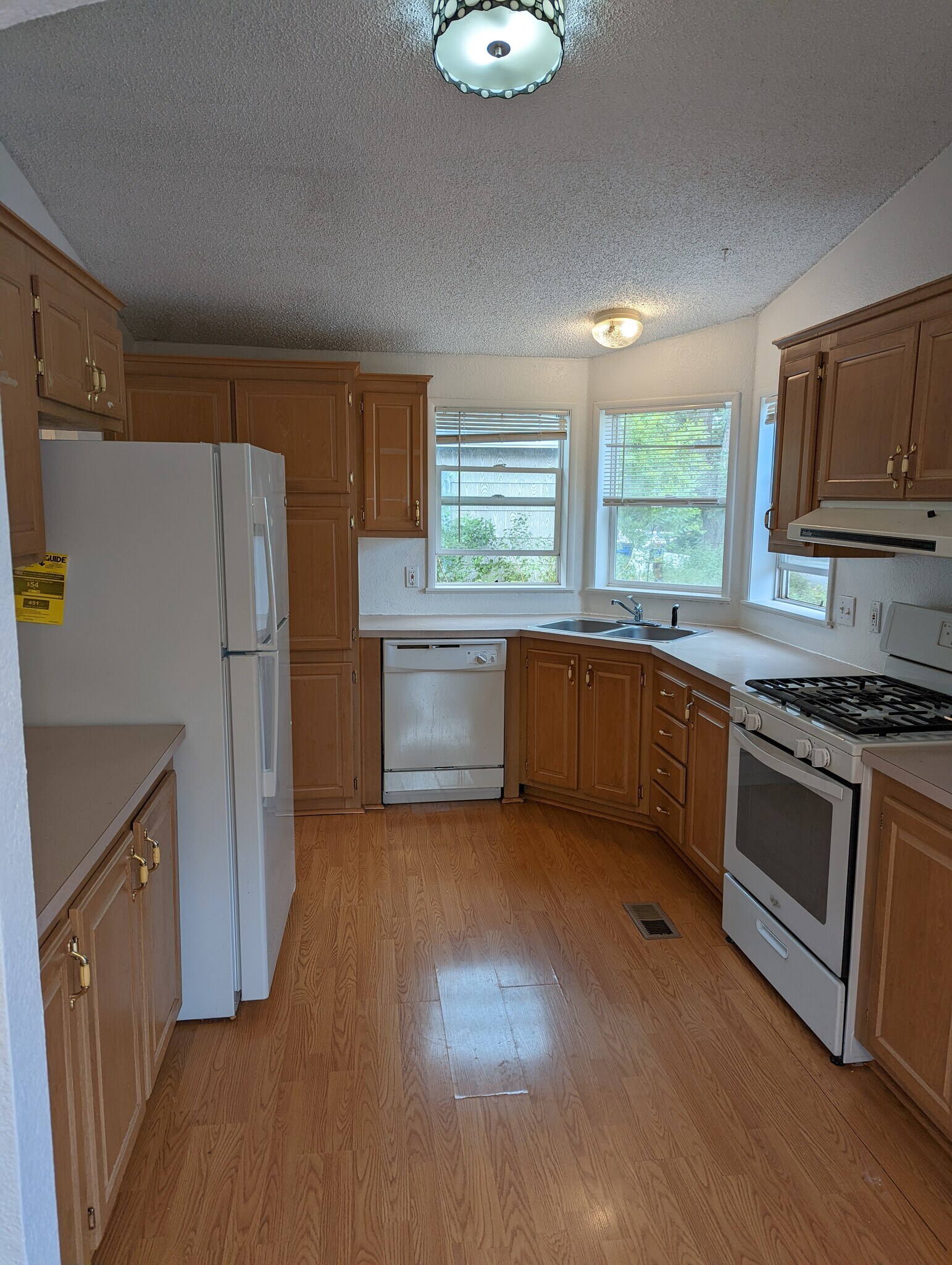 Building Photo - 514 Holbrook St