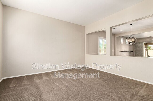 Building Photo - 21004 E Sunset Dr