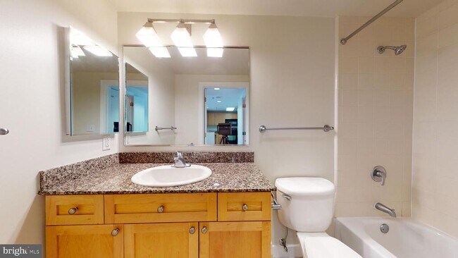 Building Photo - 777 7th St NW