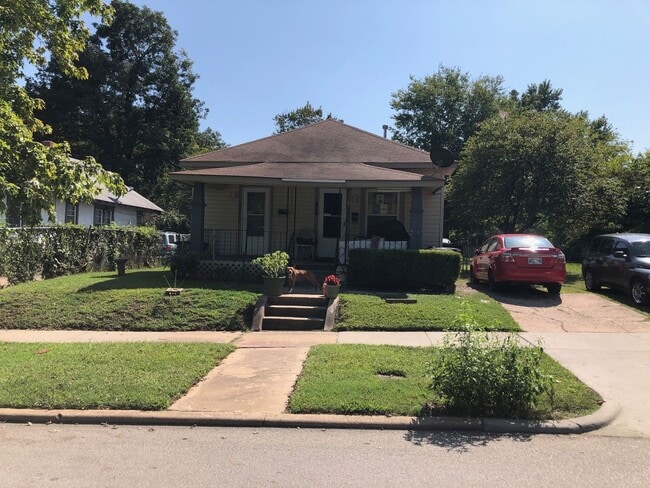 Building Photo - Updated 2 bed 1 bath