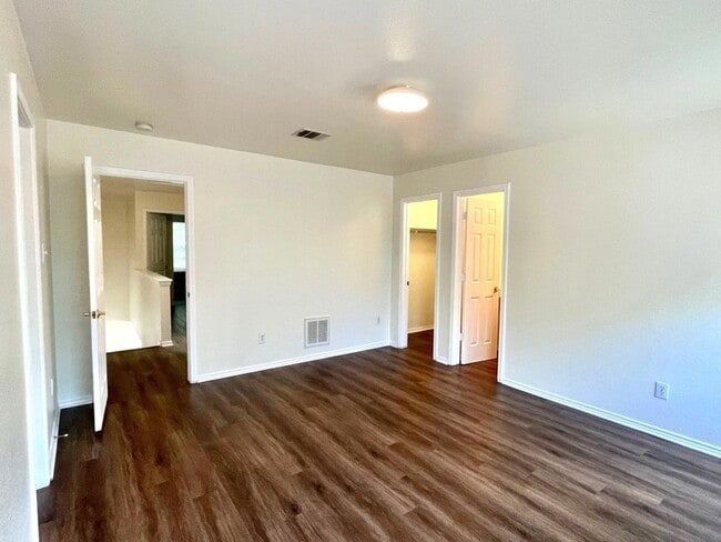 Building Photo - 13622 Merseyside Dr