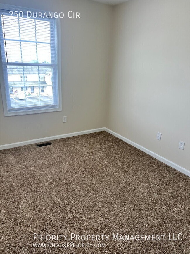 Building Photo - 250 Durango Cir