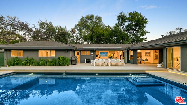 Primary Photo - 602 Whittier Dr