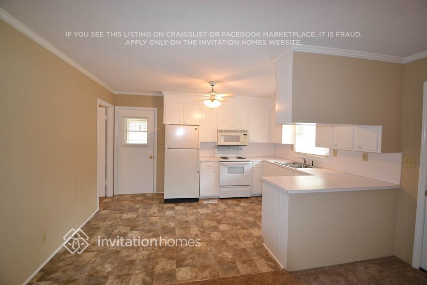Building Photo - 3310 Paula Cir