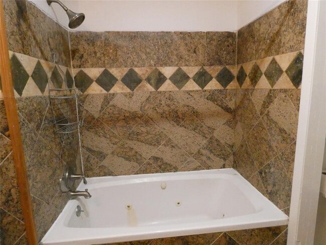 Building Photo - 8919 Winding River Dr