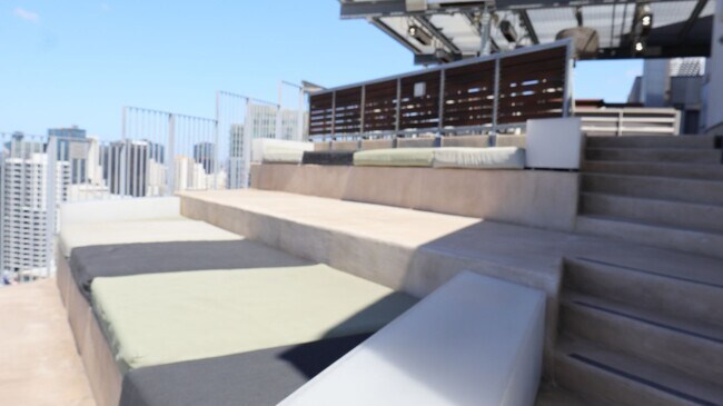 Building Photo - Downtown San Diego 1 bedroom 1 bath apartment For Rent