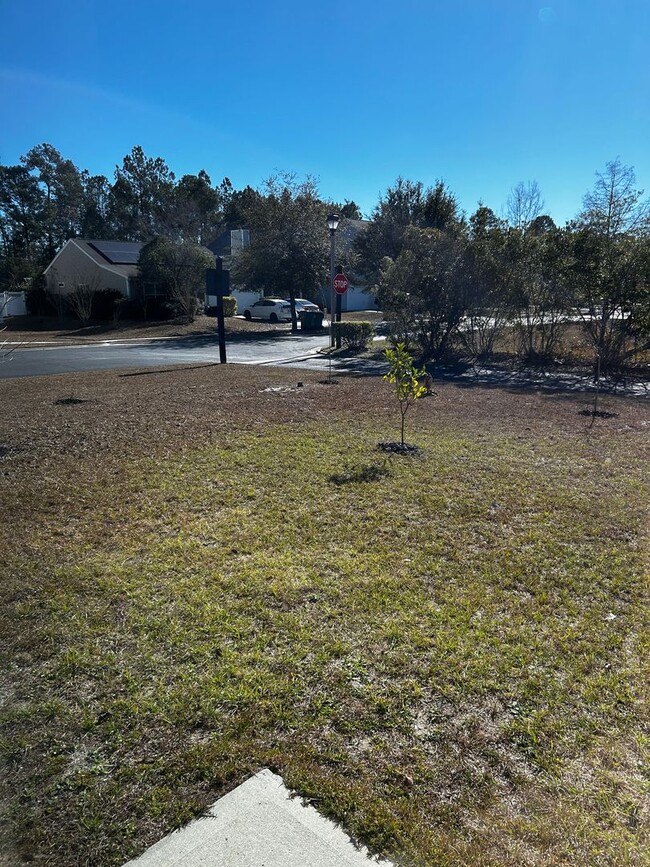 Building Photo - The Farm @ Morgan Lakes -Pooler